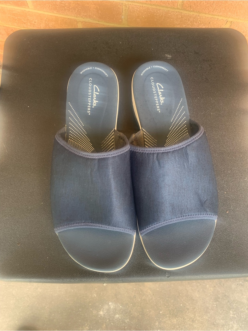 Clarks Navy Cloudsteppers Slip-On Slides